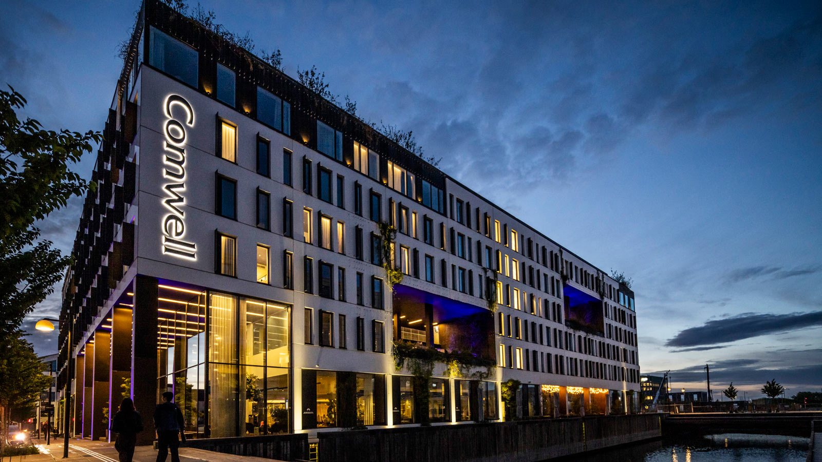 Comwell-background-image